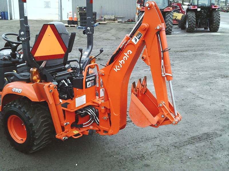 Tractors - Compact  Kubota BX23S Tractor / Backhoe Photo